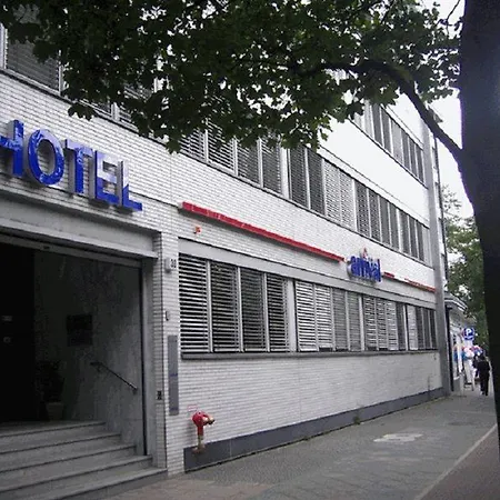 Hotel Arrival