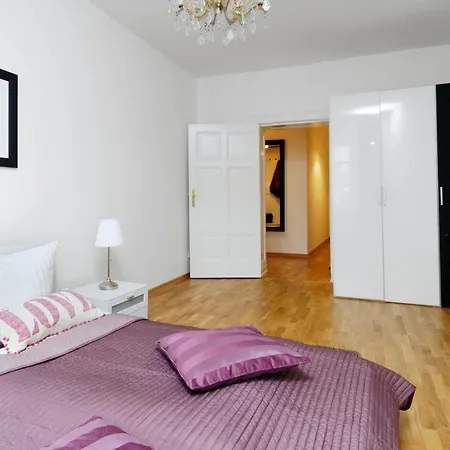 Grand Mitte Rosenthaler Platz Apartment Berlin