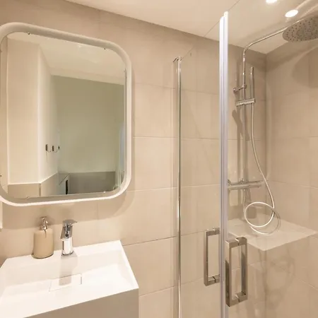 Great 2-room Apartment *
