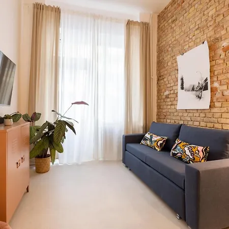 Great 2-room Apartment *