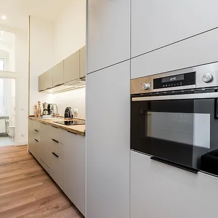 Neues Design-apartment In Friedrichshain *