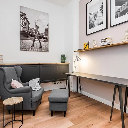 Neues Design-apartment In Friedrichshain Apartment