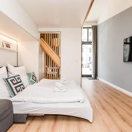 Apartment Stylish New Cube Loft By Berlin-wall-apartments *