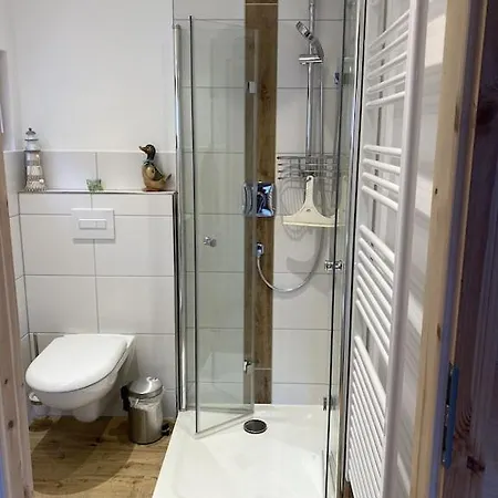 Holiday home Holzhaus Mit Direktem Wasserzugang In Berlin-koepenick