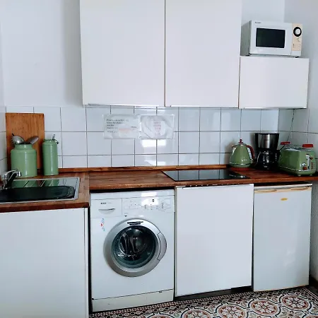 2 Bedroom Flat For Families & Calm Guests * Berlin