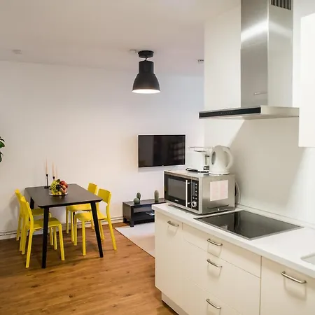 Apartment Fantastic 2 Bedroom *