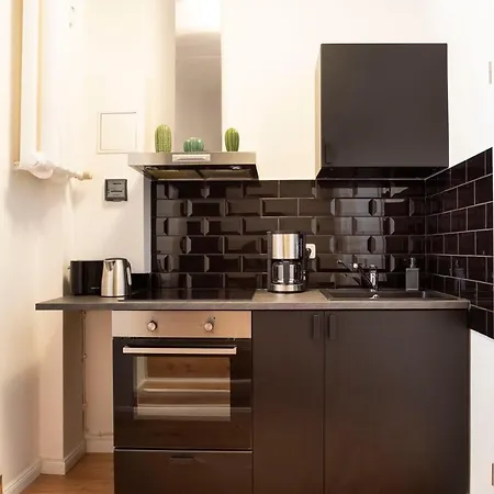 Spacious Loft Style In Willmersdorf Apartment *