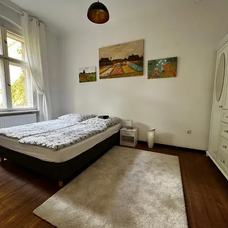 Ferienwohnung Am Schlosspark Charlottenburg Apartment
