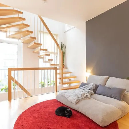 Apartment Luxury Townhouse With Garden - A Central Oasis