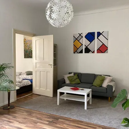 Apartment Ferienwohnung Am Schlosspark Charlottenburg *