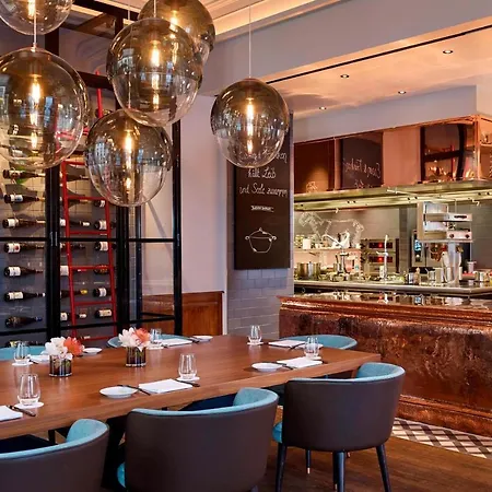 The Ritz-carlton, 5*
