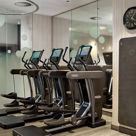 The Ritz-carlton, Hotel 5*