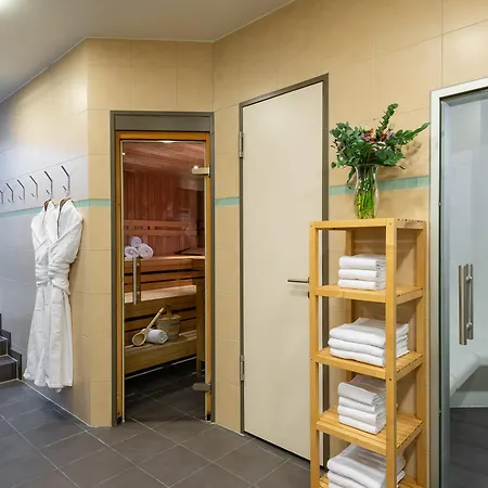 Leonardo Royal Alexanderplatz 4* Berlin