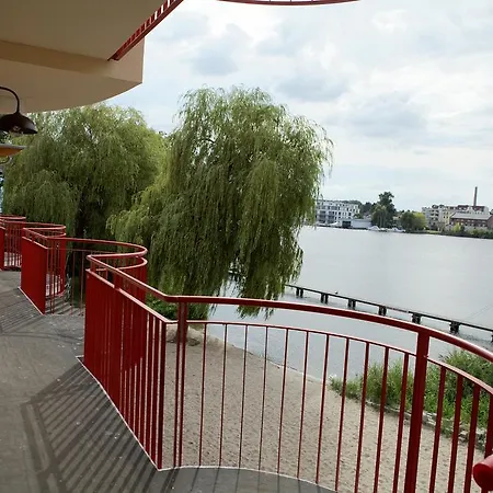 Отель Seminar- Und Gaestehaus Flussbad Gartenstrasse Берлин