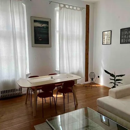 Wonderful Flat Near Ku'damm * Berlin