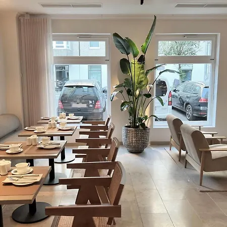 Adelante Boutique 4* Berlin