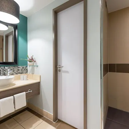 Leonardo Royal Alexanderplatz 4* Берлин