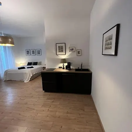 Prenzel-suite-5 Apartment