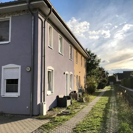 Privatunterkunft Gemuetliches Bei Tina, Nahe Ber