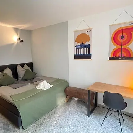 Apartment Modern L Netflix L Fast Wifi L Xbox