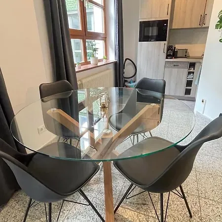 Apartment Modern L Netflix L Fast Wifi L Xbox
