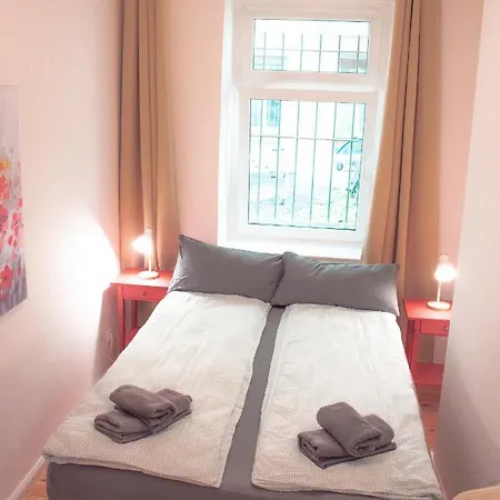 Peaceful Flat For 4 In Prenzlauer Berg Apartment