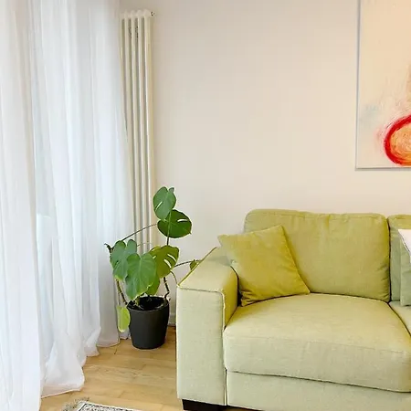 Apartment Prime Comfort With Balcony & Free Parking