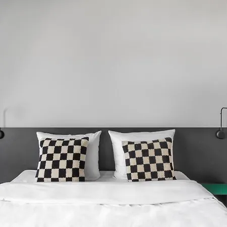 Aparthotel Numa Savi 4*
