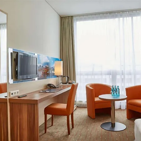 Hotel H+ Mitte 4*