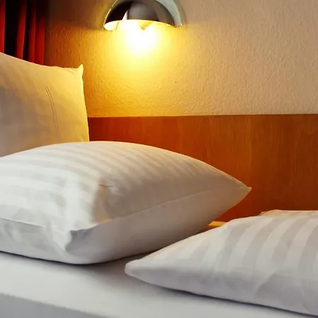 Plaza Charlottenburg 3* Berlin