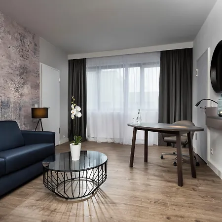 City-west By Ihg Hotel