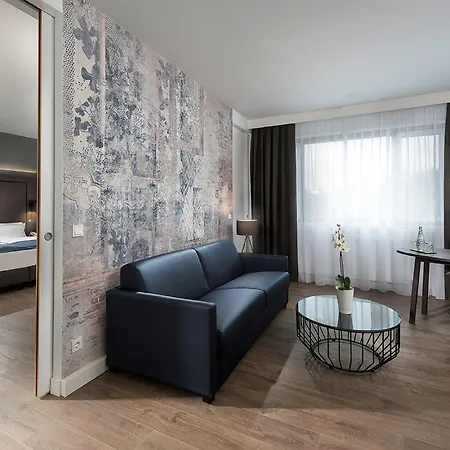 Hotel City-west By Ihg Berlín