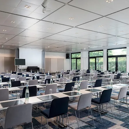 Hotel City-west By Ihg Berlín