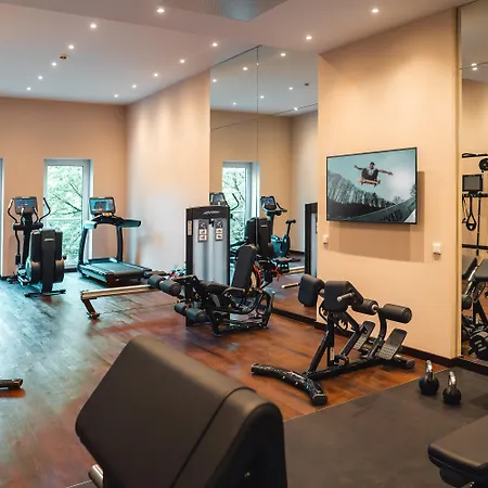Holiday City Center East Prenzlauer Berg By Ihg Berlin