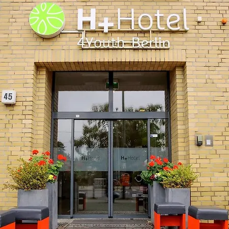 Hotel H+ 4youth 3*
