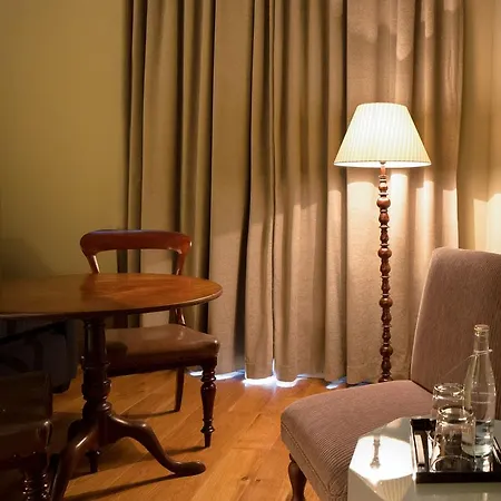 Monbijou Hotel