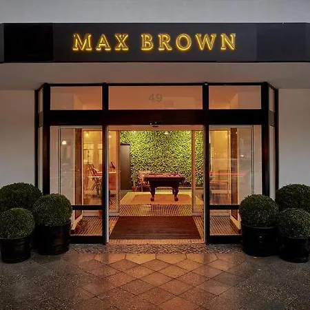 Max Brown Ku'damm, Part Of Sircle Collection 4*