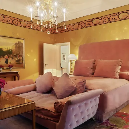 Schlosshotel By Patrick Hellmann Hotel 5*