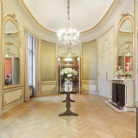 Schlosshotel By Patrick Hellmann 5*
