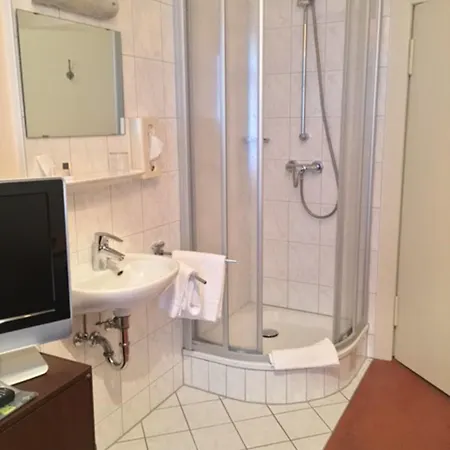 Hotel Benn 3*