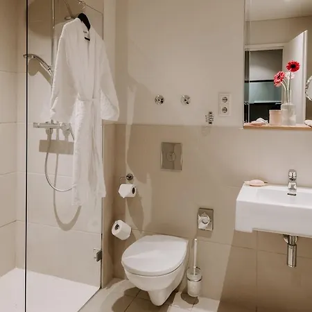 Townhouse 4*