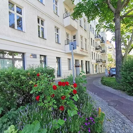 Lang Li By Rockchair L Superhost Status L 2 Bedrooms Boxspringbeds In Center - Cozy Family & Business Flair Welcomes You! Apartment *