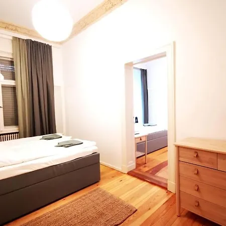 Lang Li By Rockchair L Superhost Status L 2 Bedrooms Boxspringbeds In Center - Cozy Family & Business Flair Welcomes You! Apartment *