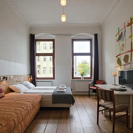 2 Bedroom Berlin