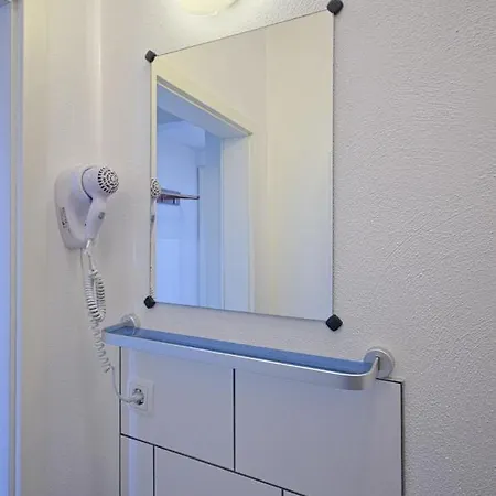 2 Bedroom