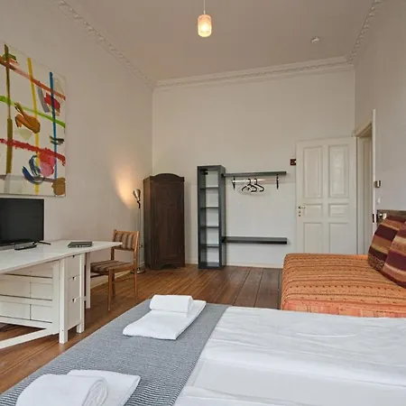 2 Bedroom * Berlin