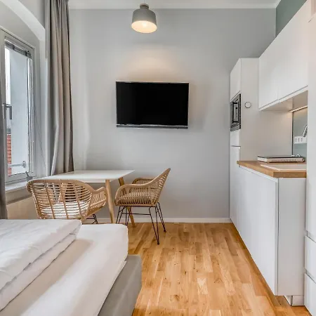 Limehome Schluterstr.