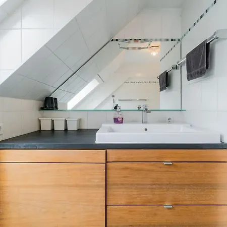 Apartment Ruhige Dachwohnung Mit Terrasse Mitte - Spacious Modern Rooftop Loft In Mitte *
