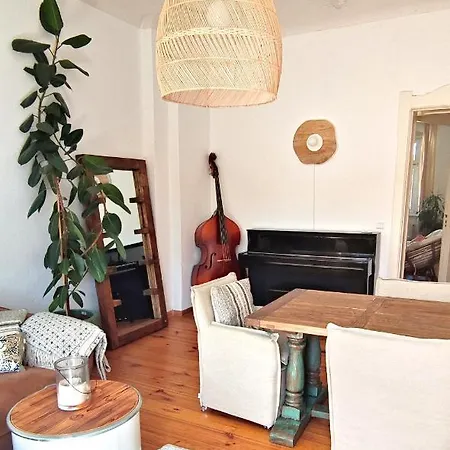 Apartment Charming Friedrichshain Getaway! Berlin