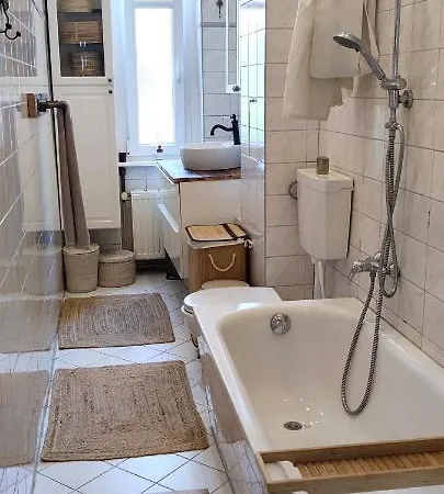 Charming Friedrichshain Getaway! Apartment
